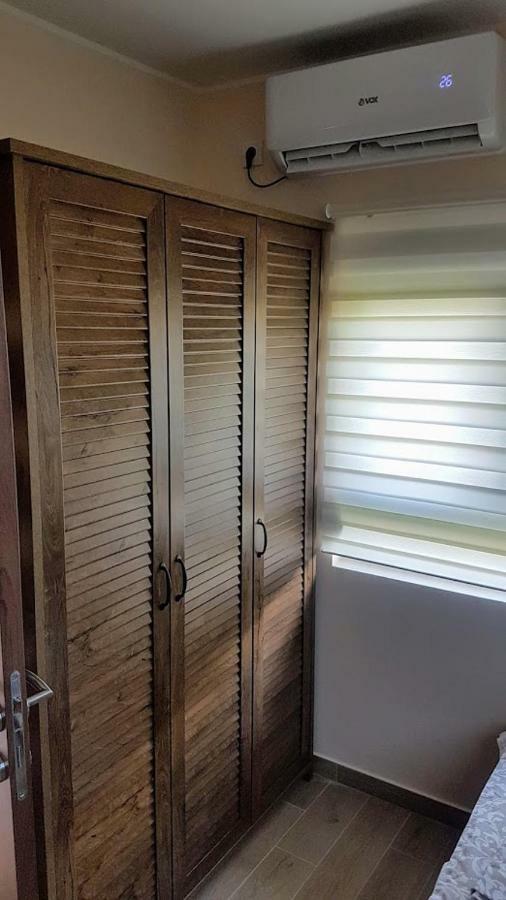 Monika Apartment Tivat Buitenkant foto