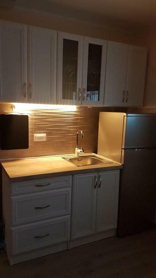 Monika Apartment Tivat Buitenkant foto